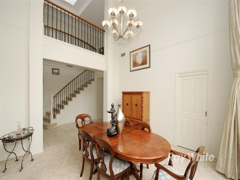 15 The Watercourse, Keysborough VIC 3173