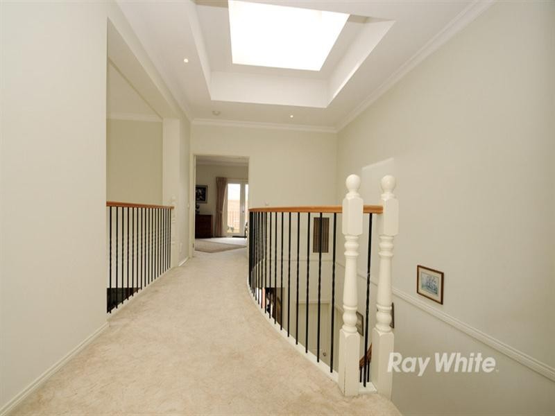 15 The Watercourse, Keysborough VIC 3173