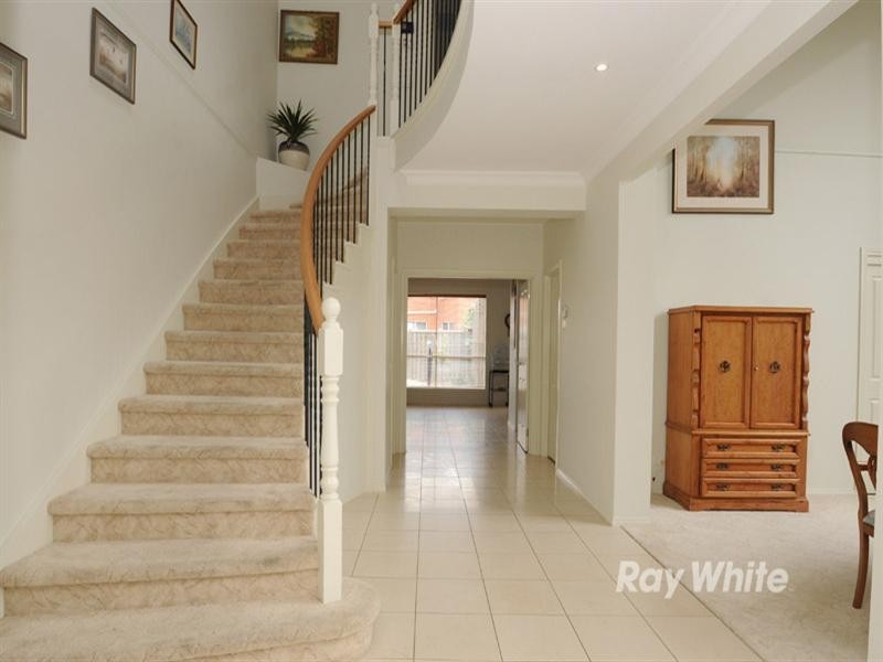 15 The Watercourse, Keysborough VIC 3173