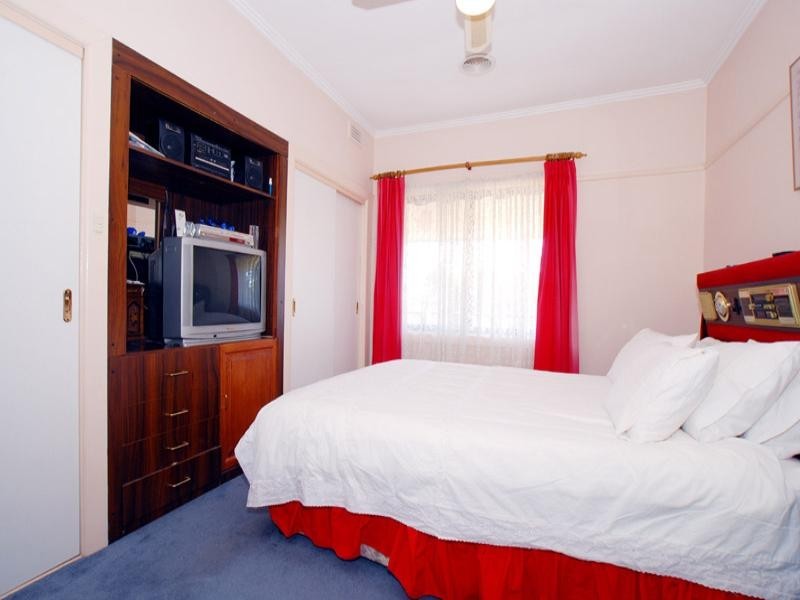 1 Chandler Road, Noble Park VIC 3174