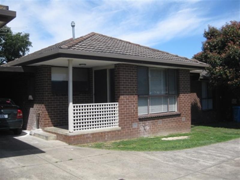 2/26 Vincent Crescent, Noble Park VIC 3174