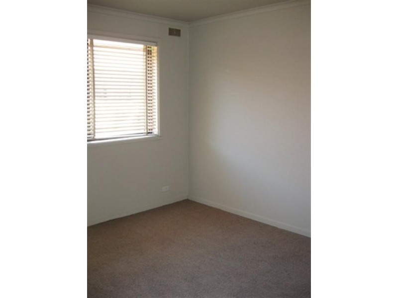 2/26 Vincent Crescent, Noble Park VIC 3174