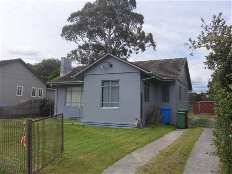 15 Tarata Drive, Doveton VIC 3177