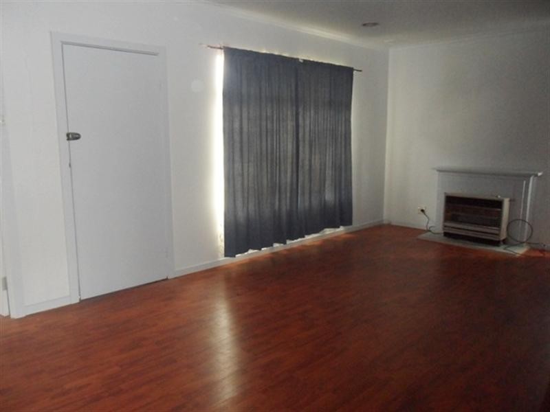 15 Tarata Drive, Doveton VIC 3177