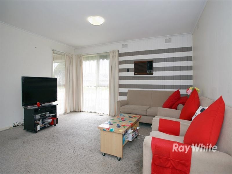 31 Woomera Avenue, Keysborough VIC 3173