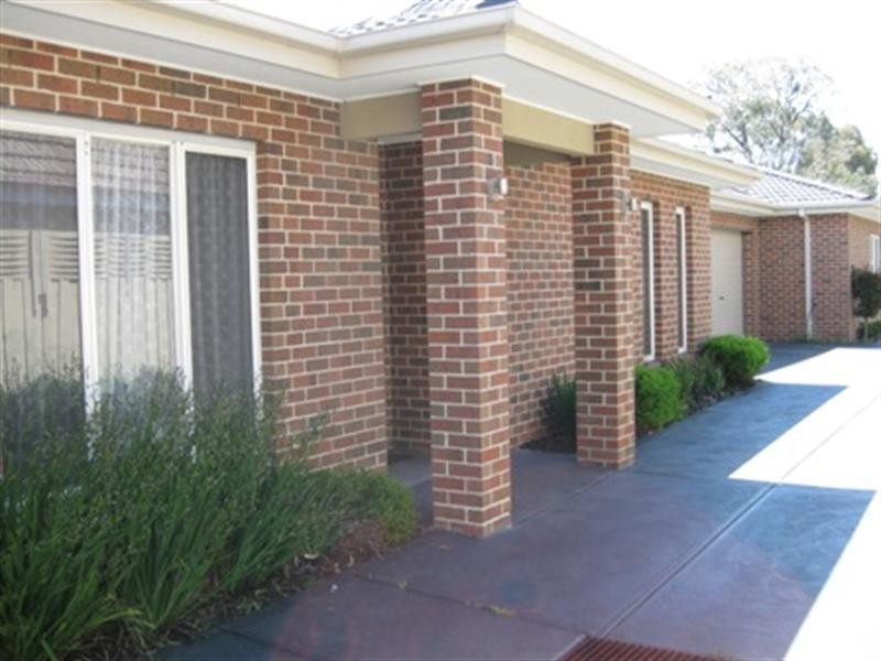 2/132 Lightwood Road, Noble Park VIC 3174