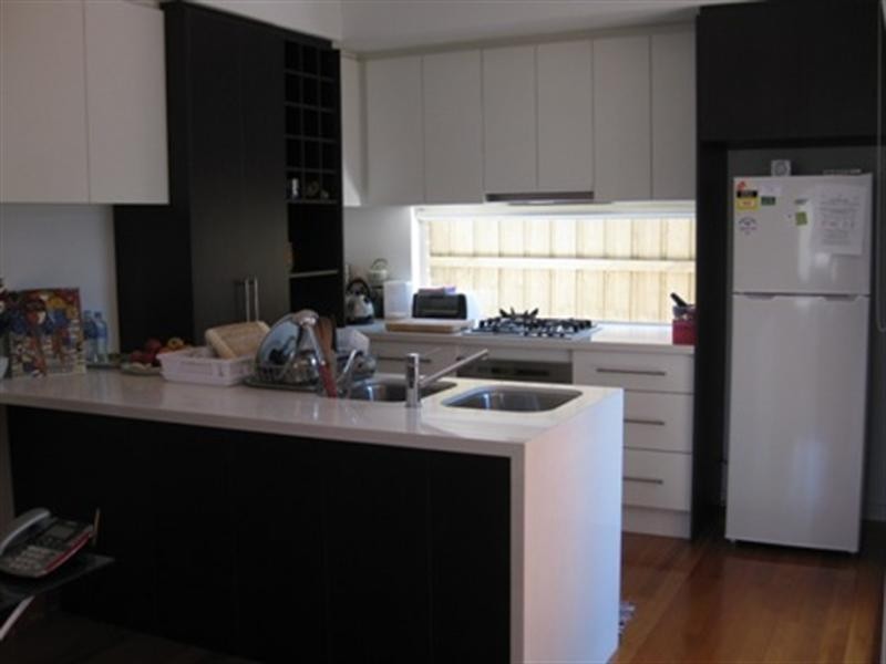 2/132 Lightwood Road, Noble Park VIC 3174