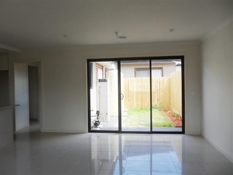 1/68 Buckley Street, Noble Park VIC 3174