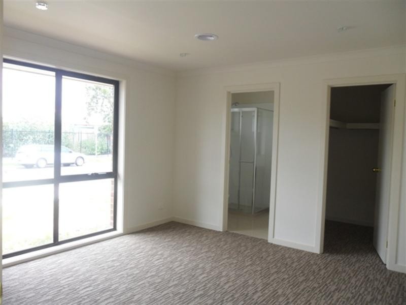 1/68 Buckley Street, Noble Park VIC 3174