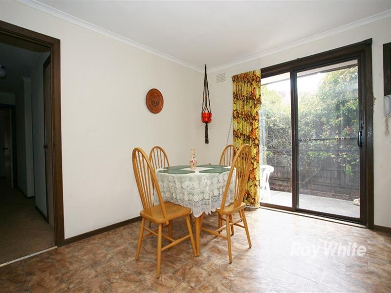 38 Blaxland Drive, Dandenong North VIC 3175