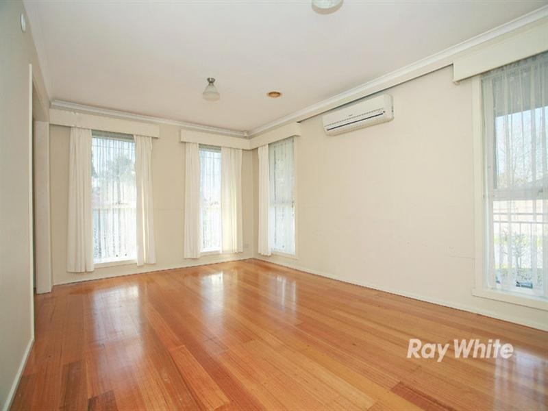 10 Claremont Crescent, Keysborough VIC 3173