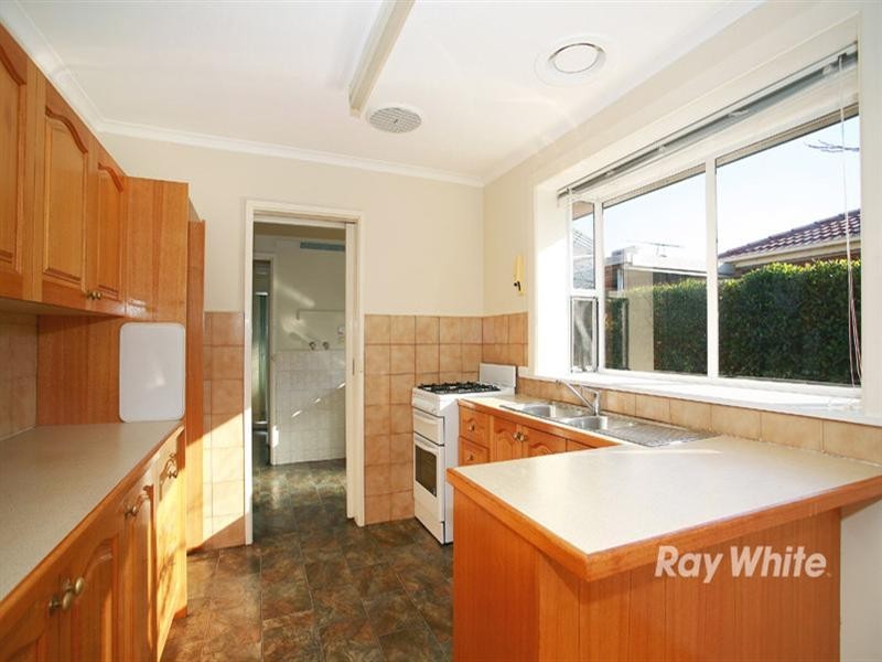10 Claremont Crescent, Keysborough VIC 3173