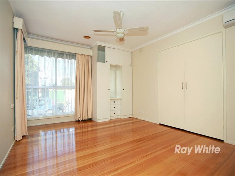 10 Claremont Crescent, Keysborough VIC 3173
