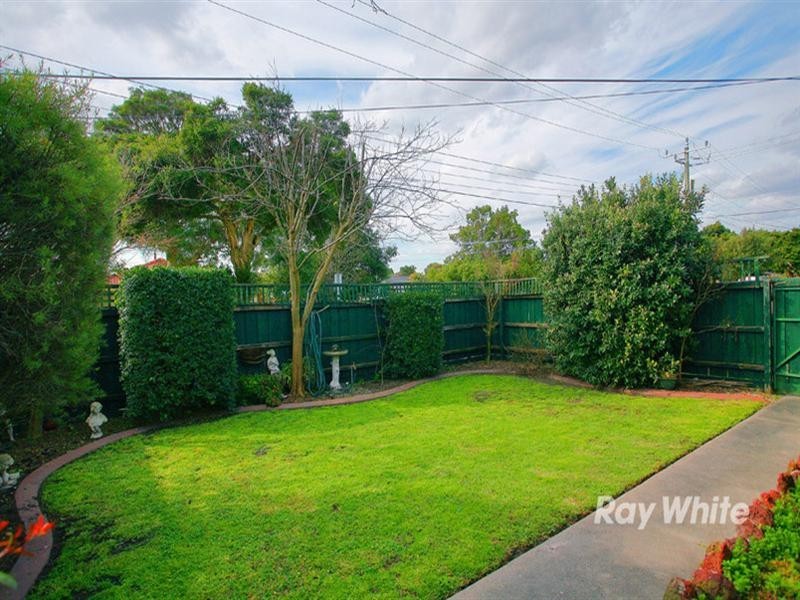 10 Claremont Crescent, Keysborough VIC 3173