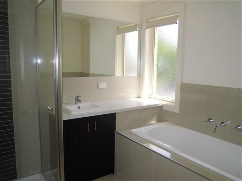 2/51 Power Street, Dandenong VIC 3175