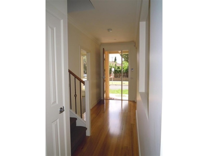 2/51 Power Street, Dandenong VIC 3175