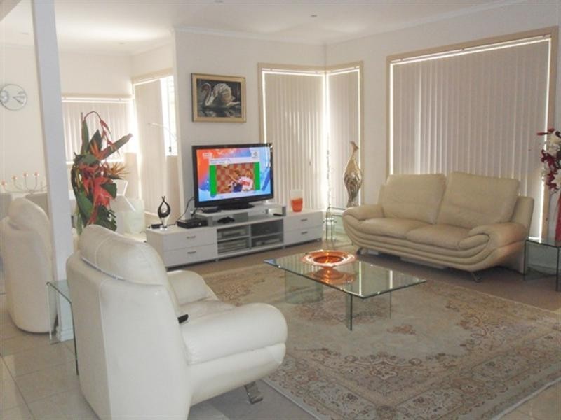 8 Bowman Street, Noble Park VIC 3174