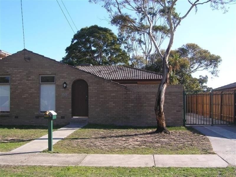 8 Beach Court, Keysborough VIC 3173