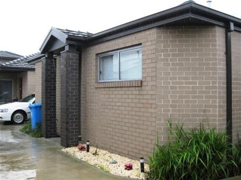 3/10 Bloomfield Road, Noble Park VIC 3174