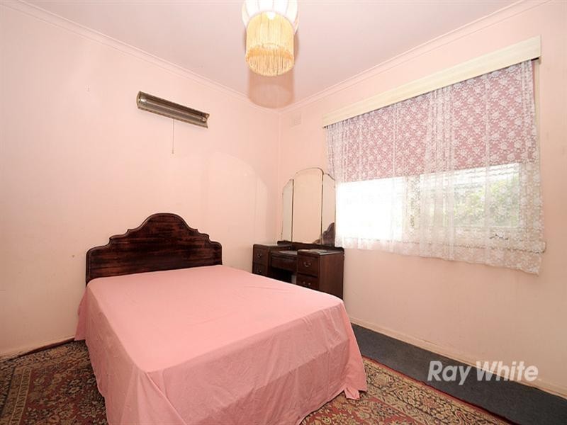 49 Sharon Road, Springvale South VIC 3172