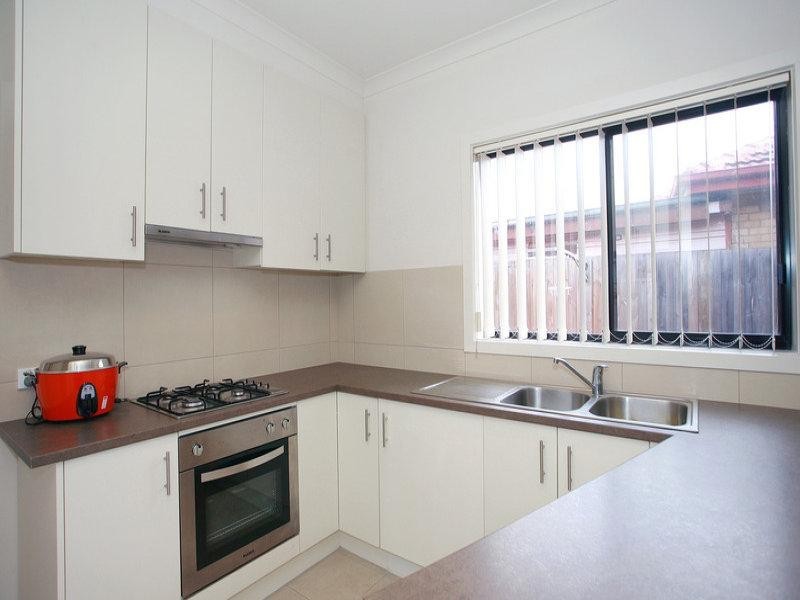 2/26 Conway Street, Dandenong VIC 3175