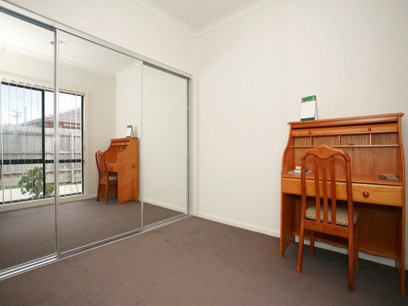 2/26 Conway Street, Dandenong VIC 3175