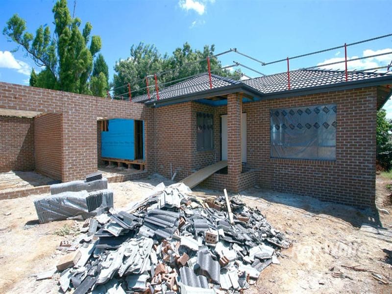 2/2 Quirk Street, Endeavour Hills VIC 3802