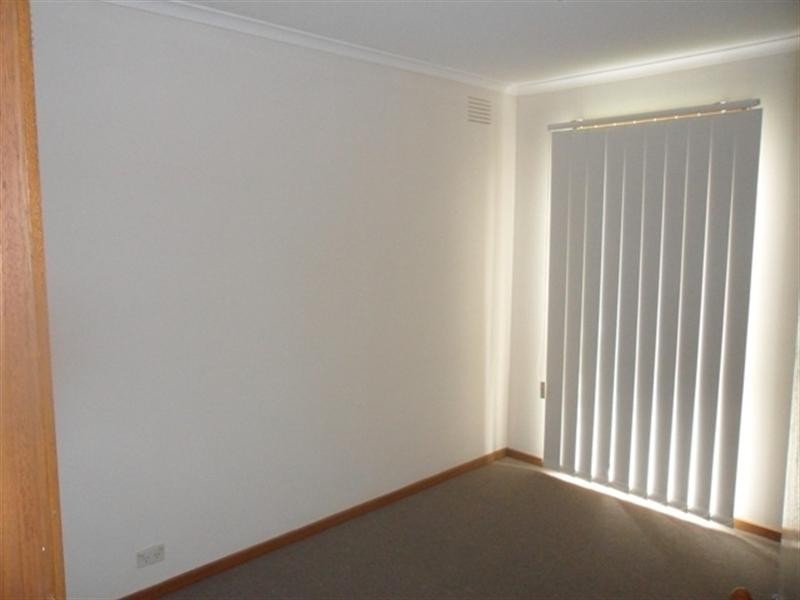 29 Simpson Drive, Dandenong North VIC 3175