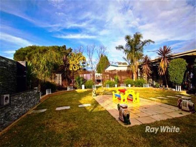 37 Exner Drive, Dandenong North VIC 3175