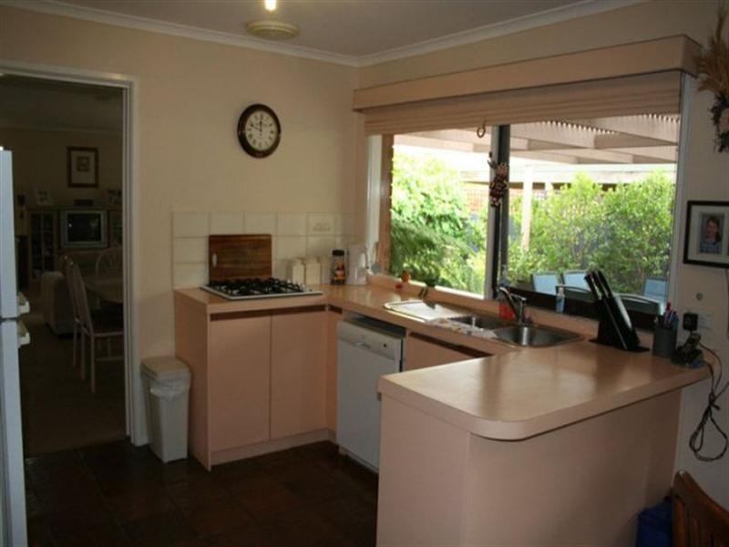 30 Denham Crescent, Cranbourne North VIC 3977