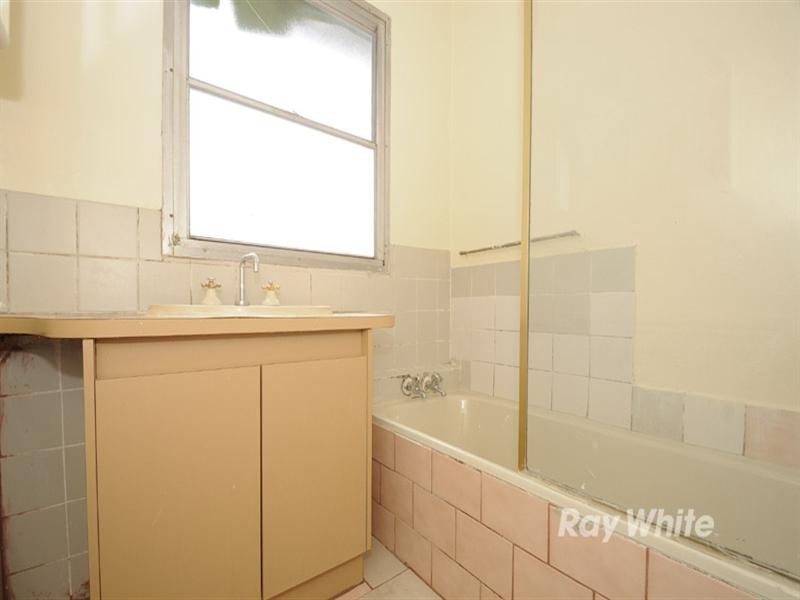 86 Power Road, Doveton VIC 3177