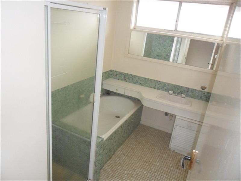 222 Buckley Street, Noble Park VIC 3174