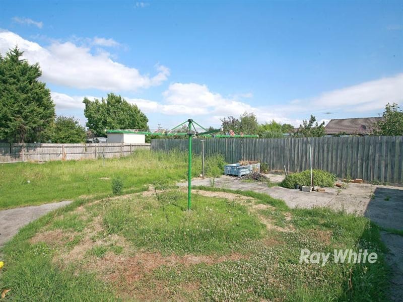 1 Avon Street, Noble Park VIC 3174