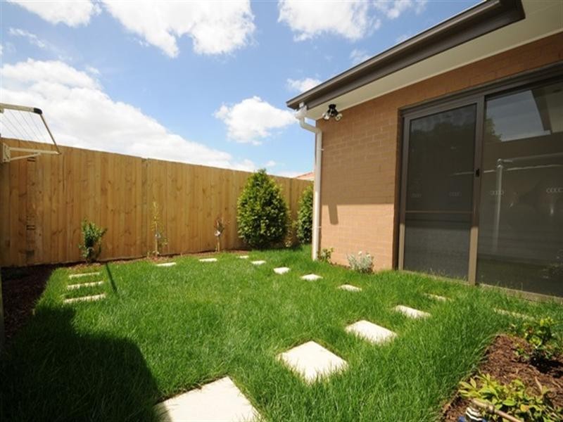 2/14 Carpenter Street, Noble Park VIC 3174