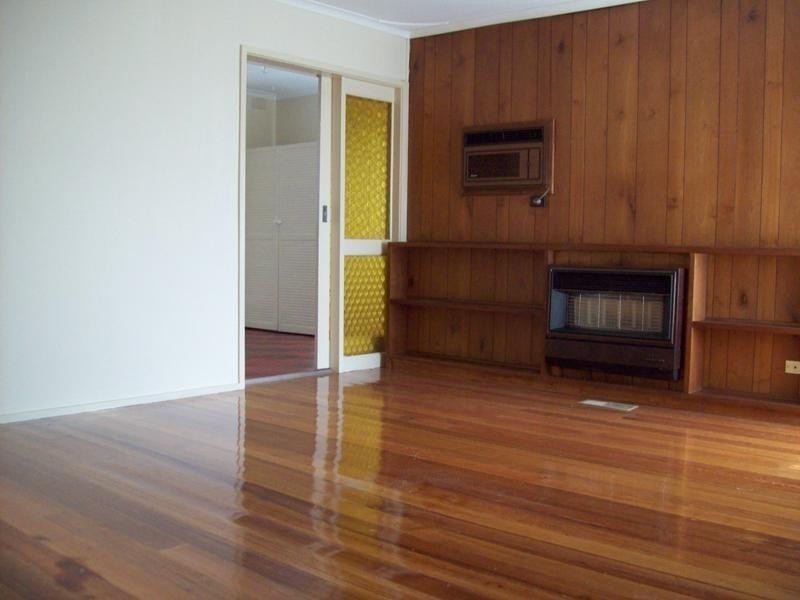 10 Wallarano Drive, Noble Park VIC 3174