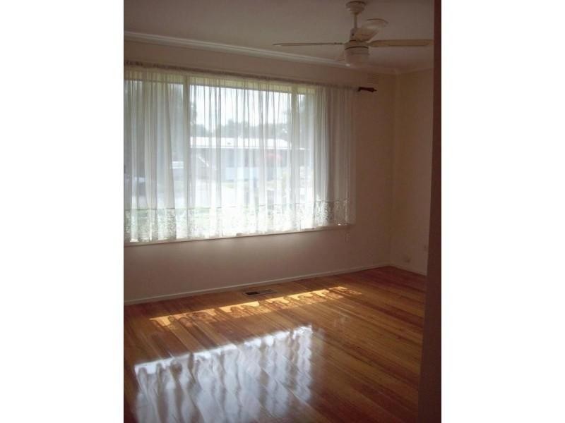 10 Wallarano Drive, Noble Park VIC 3174