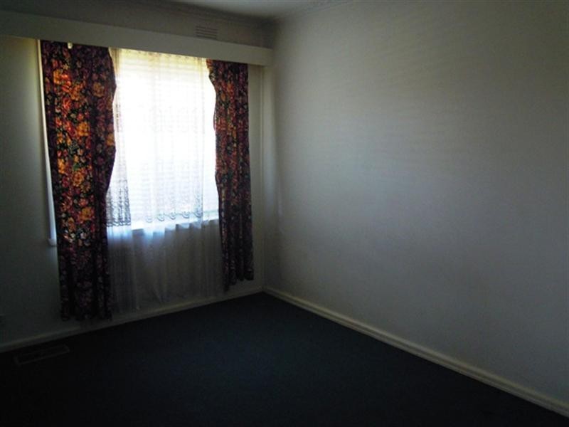 1/28 Warbla Street, Dandenong North VIC 3175