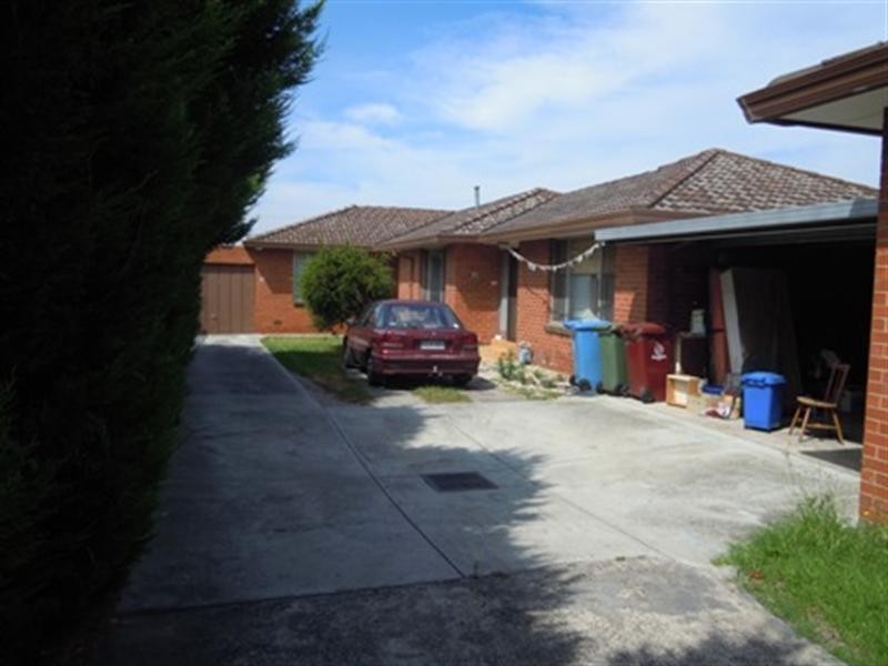 2/8 Horatio Court, Noble Park VIC 3174