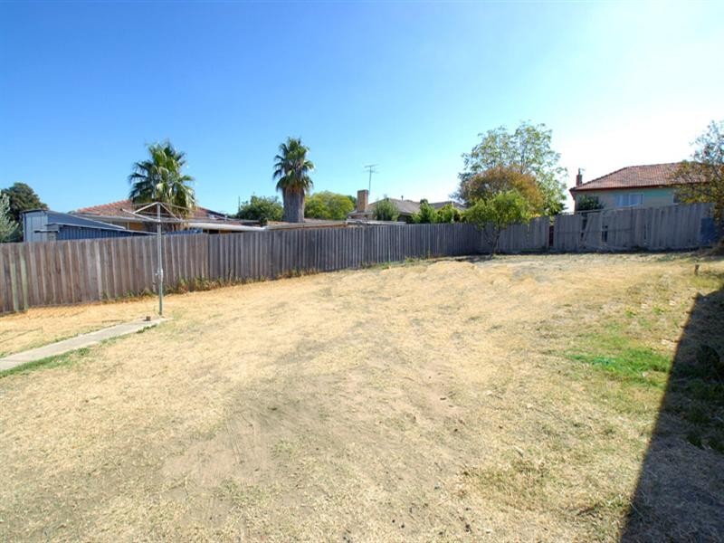 19 Wimpole Street, Noble Park North VIC 3174