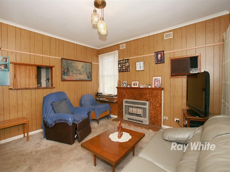 21 Chestnut Road, Doveton VIC 3177