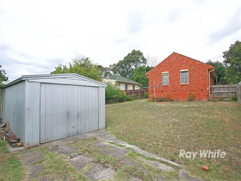 21 Chestnut Road, Doveton VIC 3177