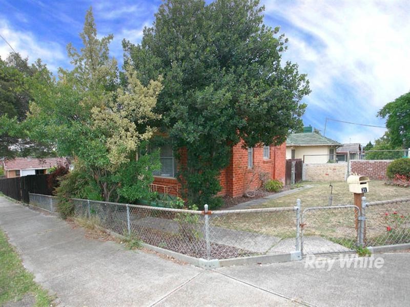 21 Chestnut Road, Doveton VIC 3177