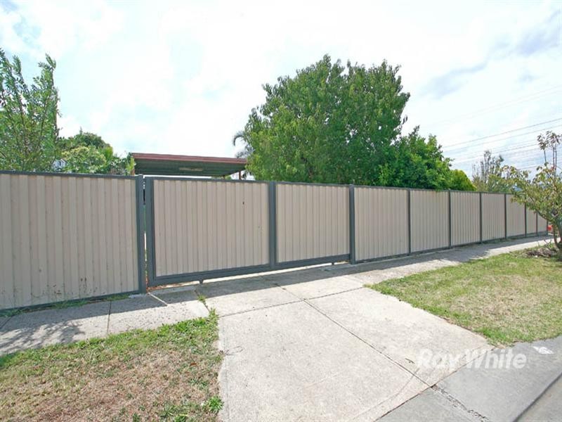1/22 George Chudleigh Drive, Hallam VIC 3803
