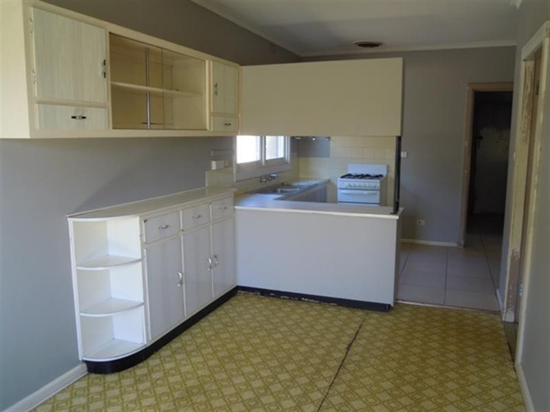 16 Garside Street, Dandenong VIC 3175