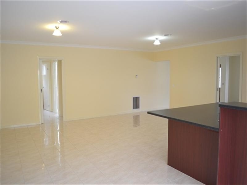 19 Golden Green Way, Pakenham VIC 3810