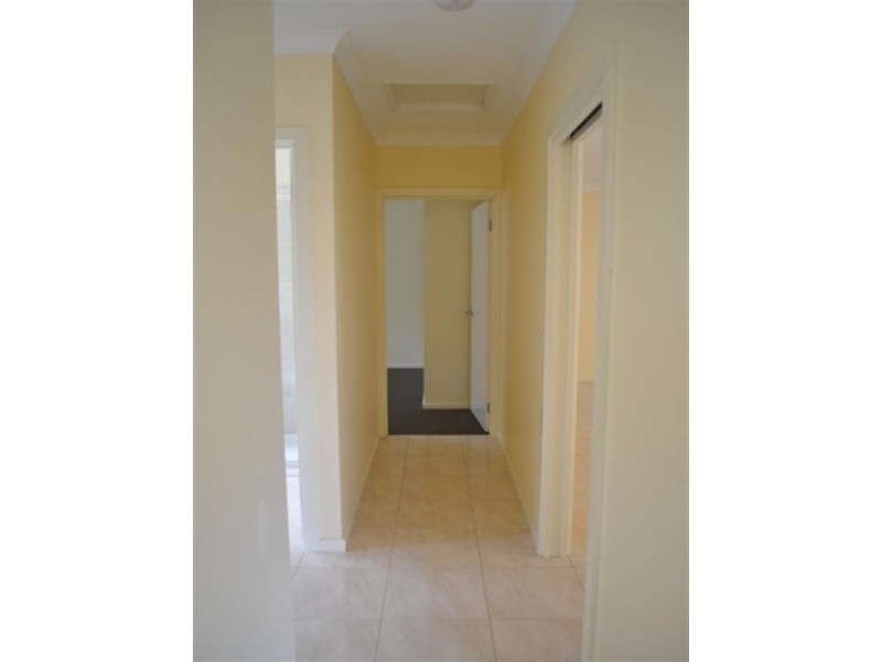 19 Golden Green Way, Pakenham VIC 3810