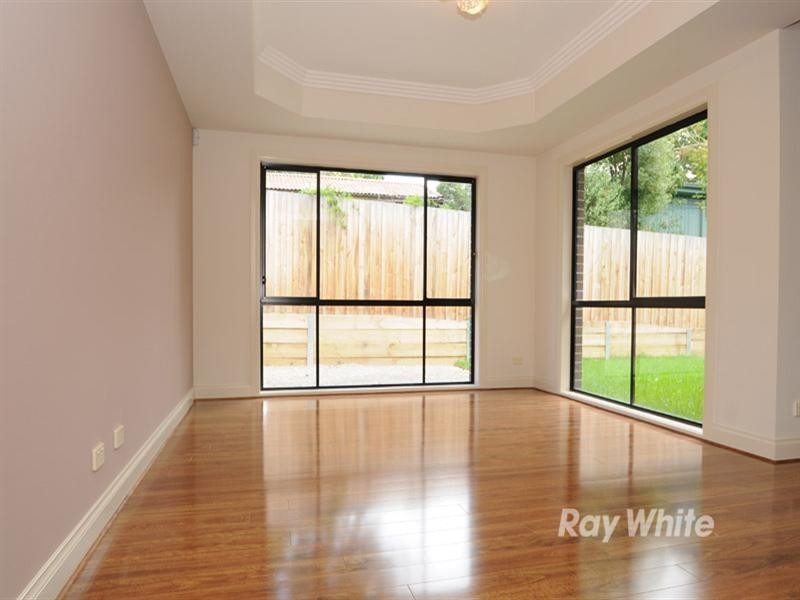 2/1 View Road, Glen Waverley VIC 3150