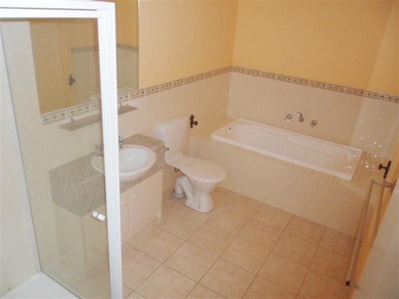 2/84-86 Buckley Street, Noble Park VIC 3174