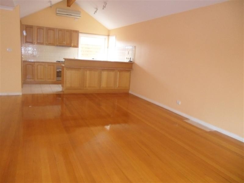 2/84-86 Buckley Street, Noble Park VIC 3174