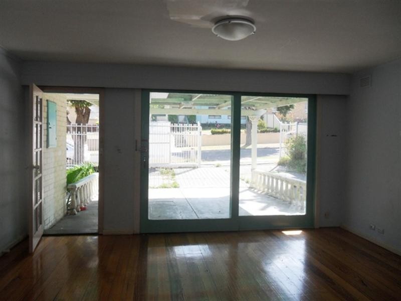 16 Wimpole Street, Noble Park North VIC 3174